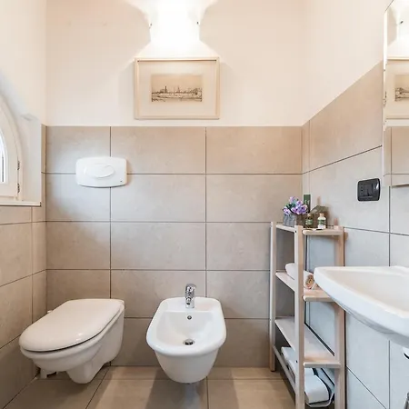**Central**Comfy Apartment * Como